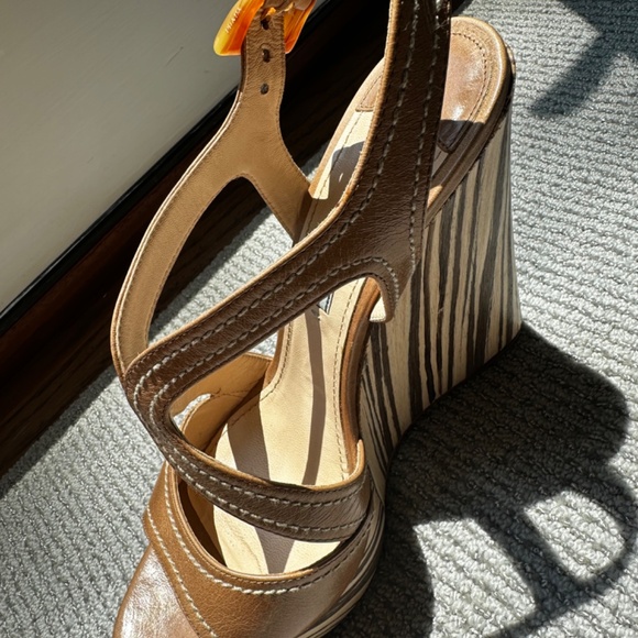 Prada sandals spectaculars like new ! - Picture 4 of 6